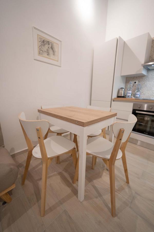 Cosmea By Dimorra Apartman Nápoly Kültér fotó